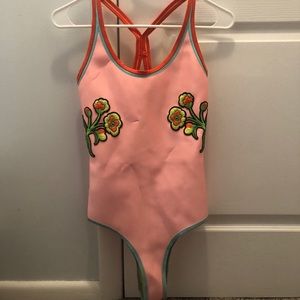 SUMMER SALE☀️😎 TRIANGL ONE PIECE BATHING SUIT!!!